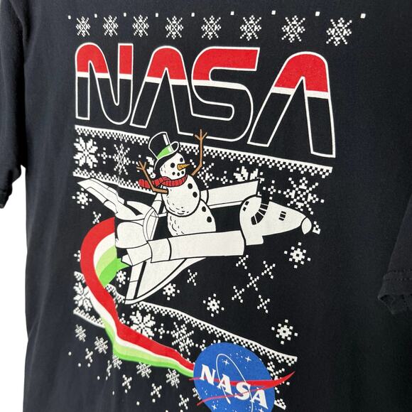 Fifth Sun NASA Rocket Snowman Ugly Christmas Sweater Graphic Tee Size Medium - Picture 3 of 5